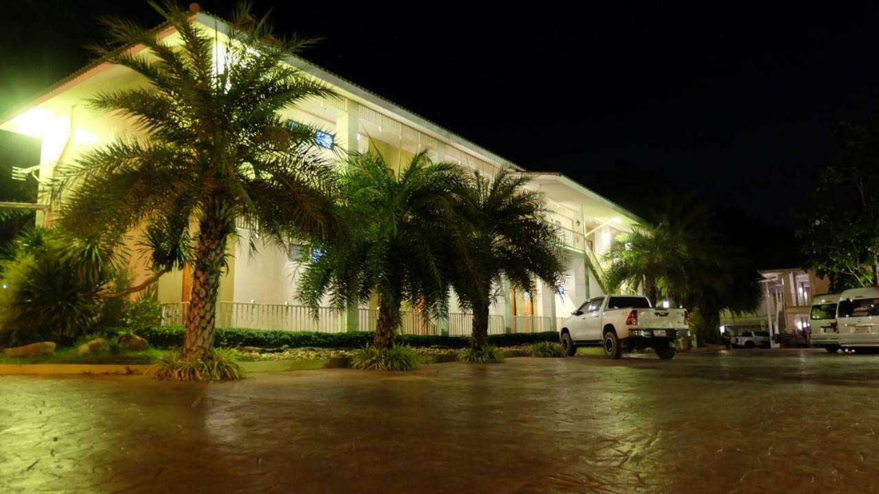 Wangka Resort Сонгкла Бури Екстериор снимка